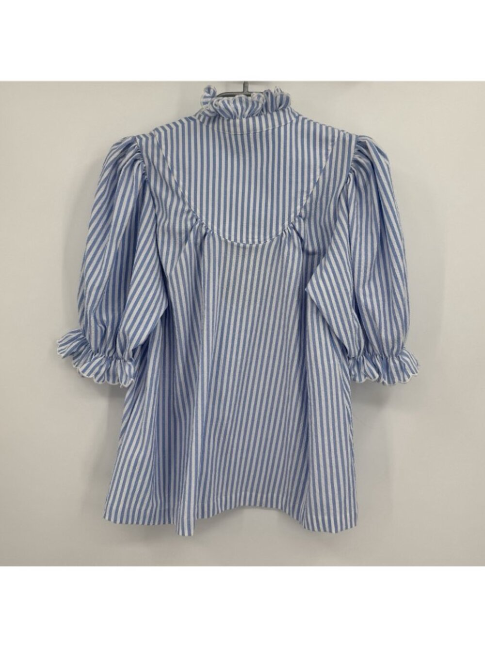 Pomander Place by Tuckernuck Blue Stripe Selena Blouse sz XS Puff Sleeve Ruffle - Picture 5 of 6